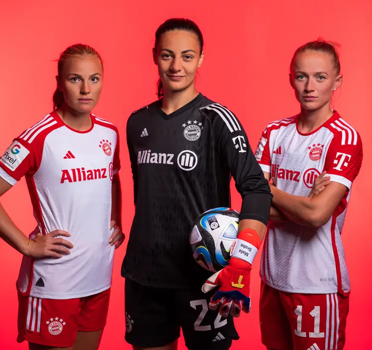 FC Bayern München Frauen Media-Day – Foto 12