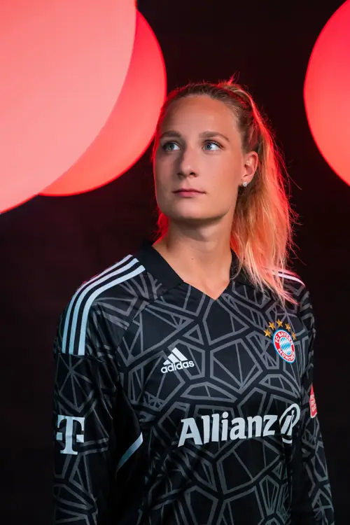 FC Bayern München Frauen Media-Day – Foto 14