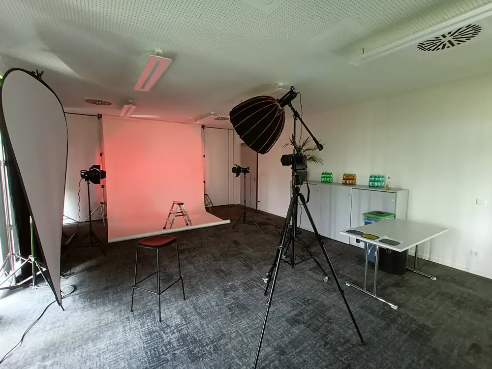 Behind the Scenes – FC Bayern München Frauen Media-Day (3)